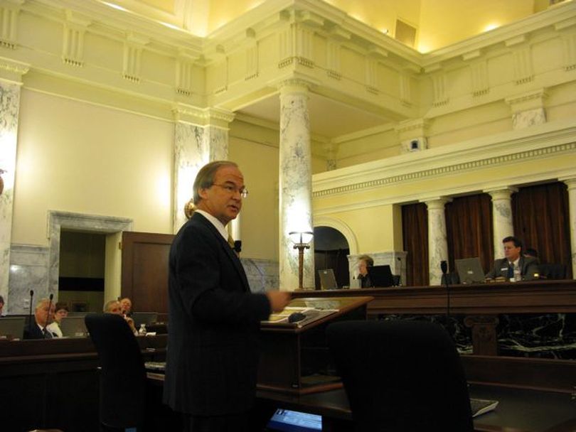Legislative services director Jeff Youtz makes his budget presentation to lawmakers on Friday. (Betsy Russell)