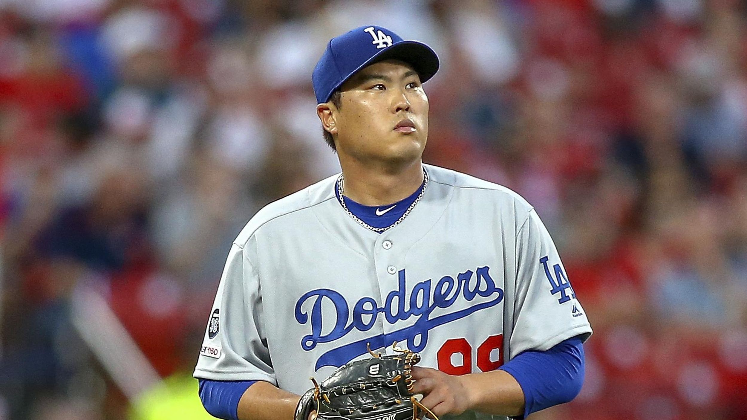 Dodgers place Hyun-Jin Ryu on DL with hip bruise