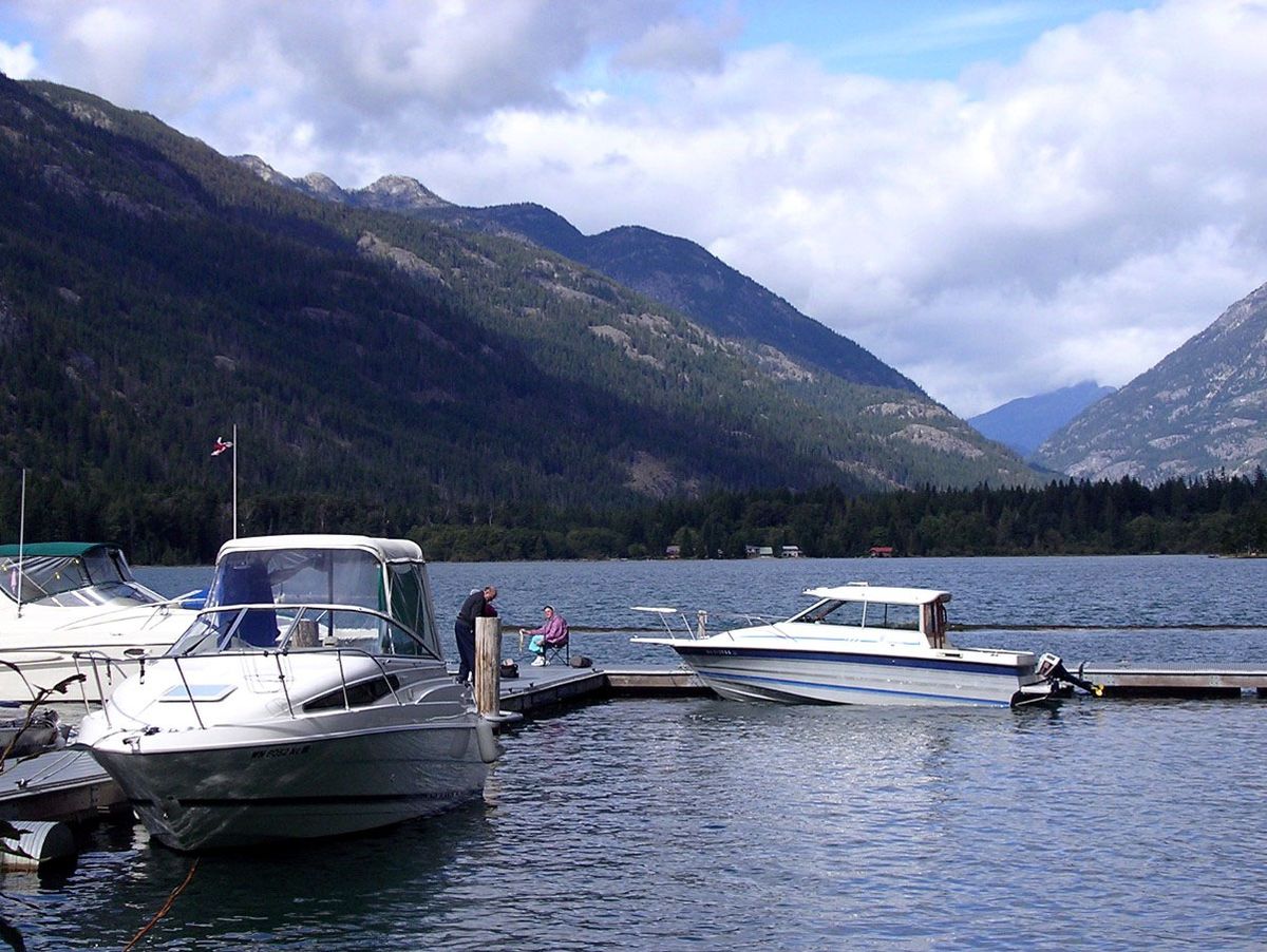 Stehekin Resort Contract Up For Grabs 