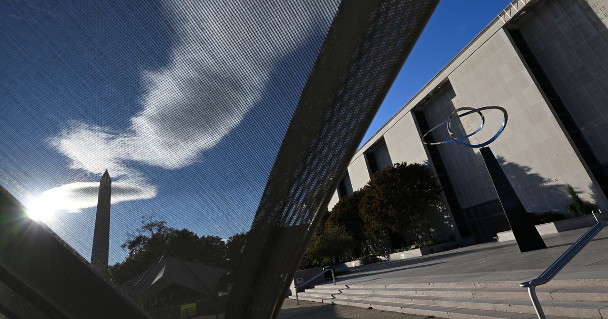 White House report accuses Smithsonian museum of ‘extreme political activism'