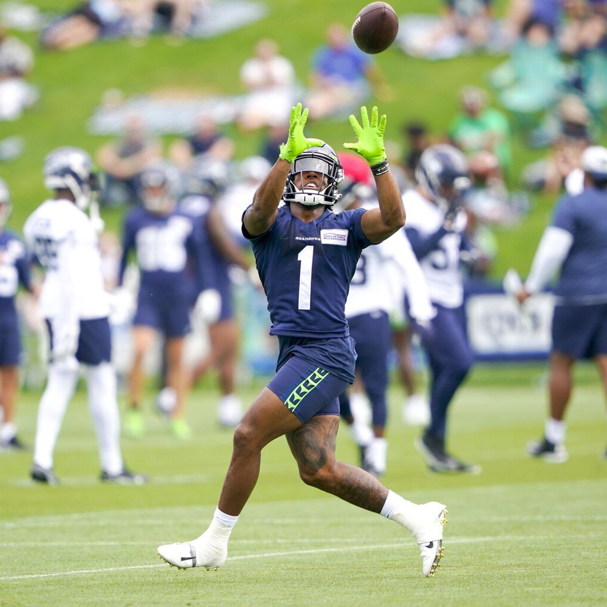 Seahawks WR Dee Eskridge returns to practice after hamstring injury