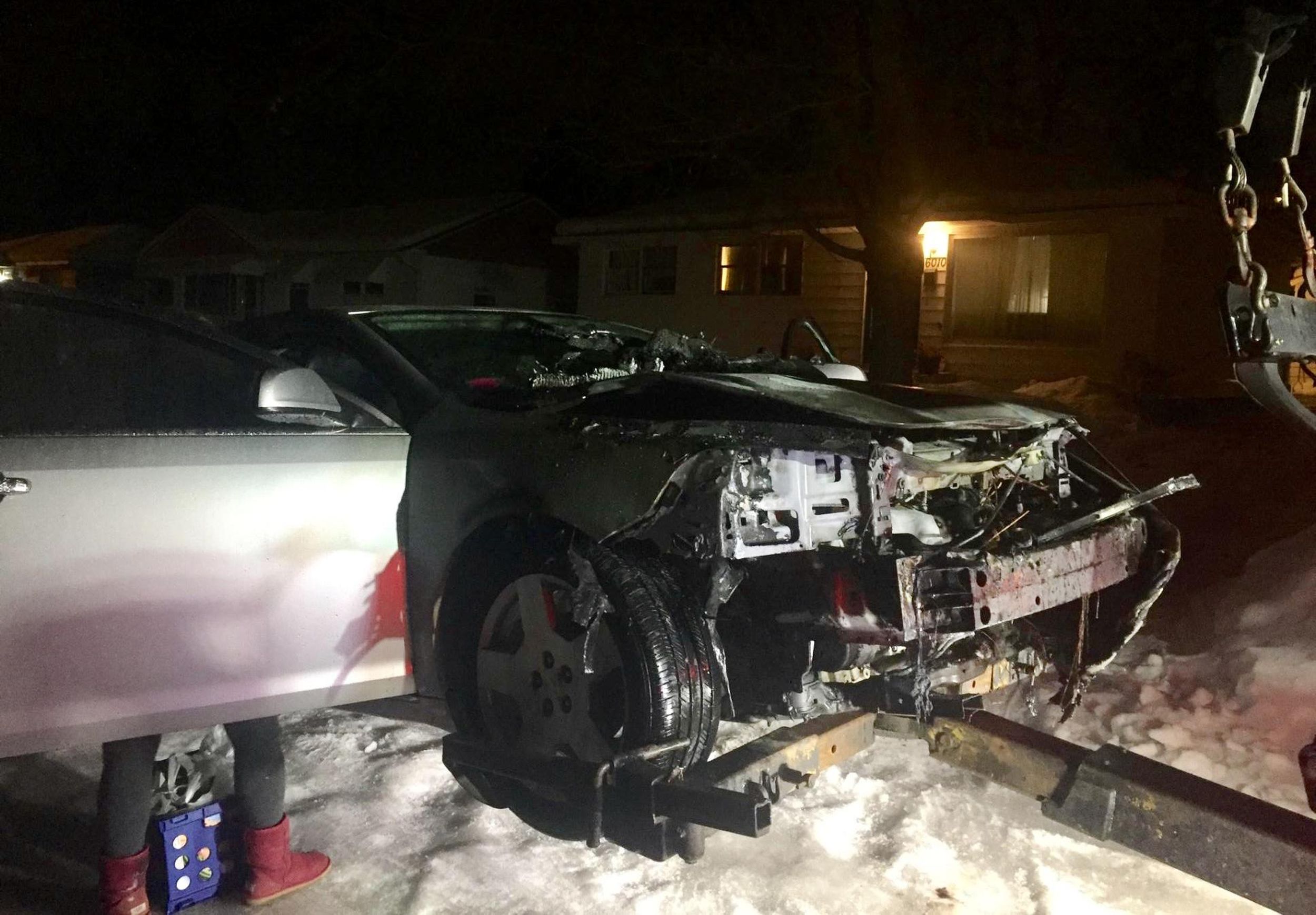 Breaking a car window isn’t easy, as Spokane police officer discovered