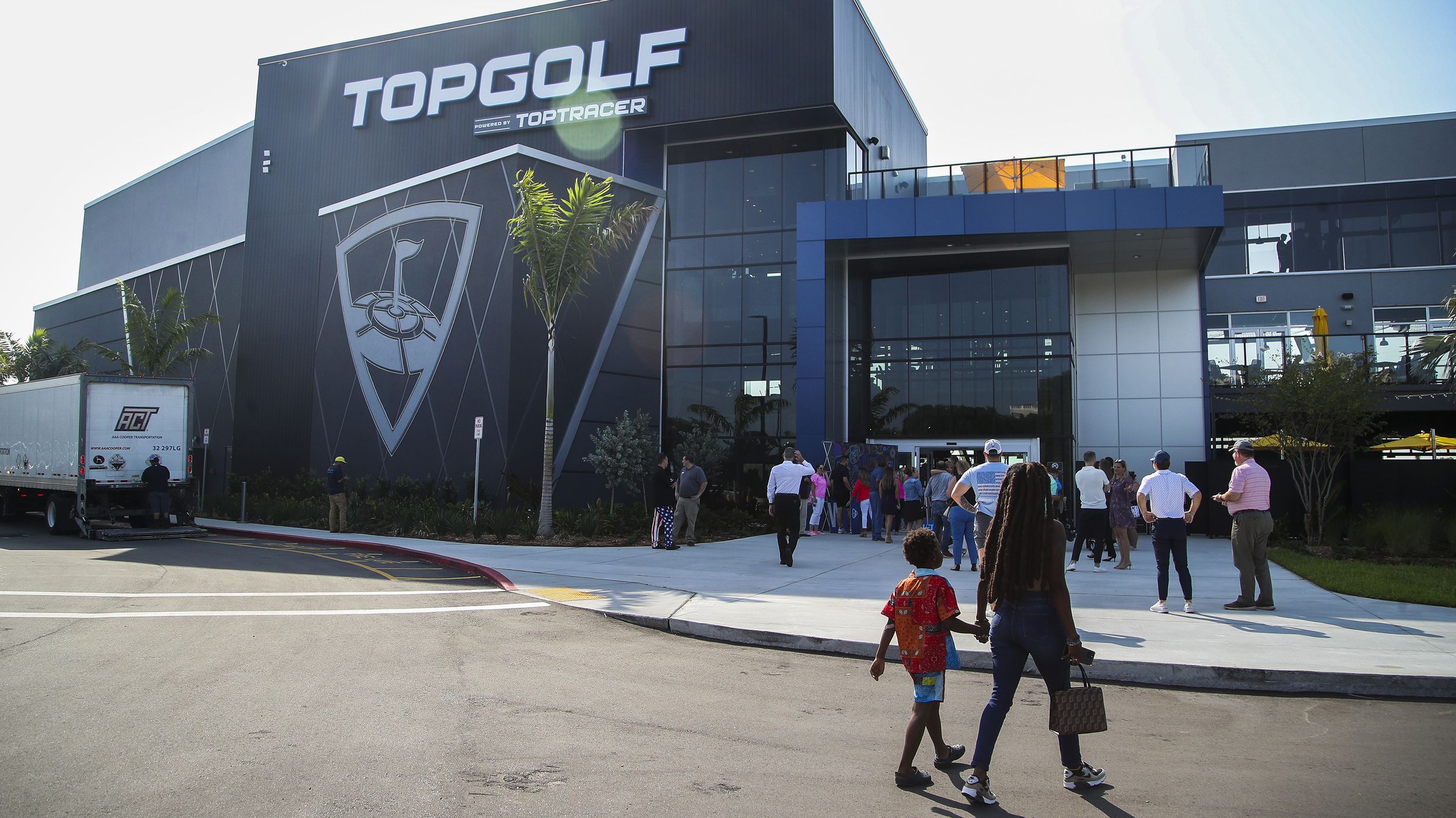 Topgolf parent buys competitor BigShots Golf for about $29 million