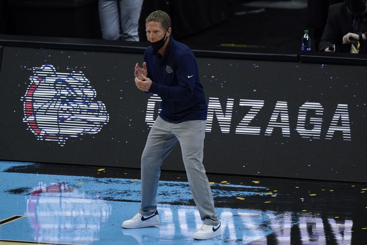 Gonzaga head coach Mark Few encourages his Bulldogs during the first half of Monday’s NCAA Tournament championship game against Baylor in Indianapolis.  (Associated Press)