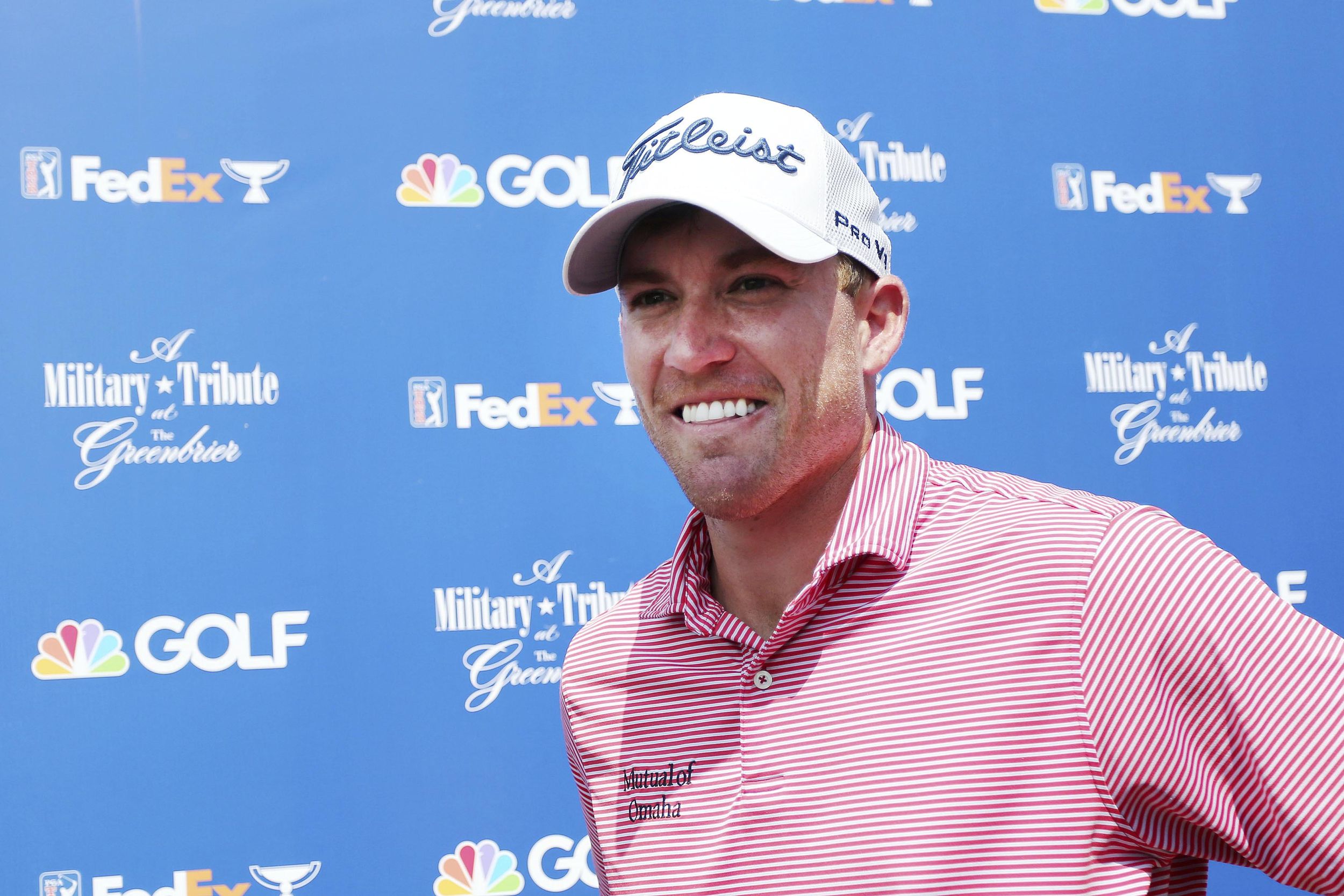 Robbie Shelton Shoots 8 under 62 Leads At Greenbrier By 2 The 