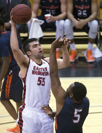 Eastern Washington forward Venky Jois suffered an ankle injury and didn’t play in the second half against Pepperdine last Wednesday in the CBI opener. His status for Monday’s game at Nevada is a game-time decision, accroding to coach Him Hayford. (Colin Mulvany / The Spokesman-Review)