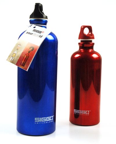 This file photo shows the aluminum water bottles made by Sigg, a Swiss company. Bottles made by the company before August 2008 had “trace amounts” of BPA in the epoxy liners. Sigg officials knew it since June 2006, but didn’t announce it until last month. (Associated Press / The Spokesman-Review)
