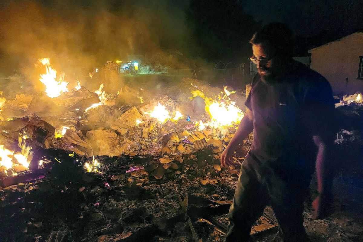 With 9,500 acres burned and 185 structures gone, Medical Lake residents  reel at the destruction of the Gray Fire