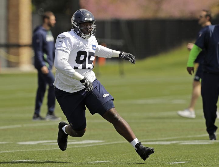 Seahawks First-rounder L.J. Collier Embracing Michael Bennett ...