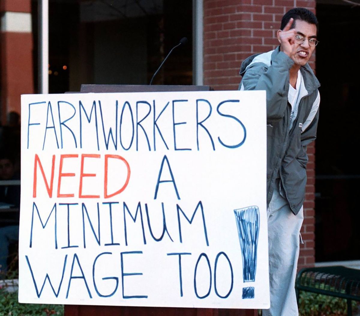 Leo Morales, a member of the Idaho Progressive Student Alliance, led students in a 2001 demonstration at the Boise State University Student Union Building, calling for the Legislature to set a minimum wage for farmworkers.    (Darin Oswald/Idaho Statesman/TNS)