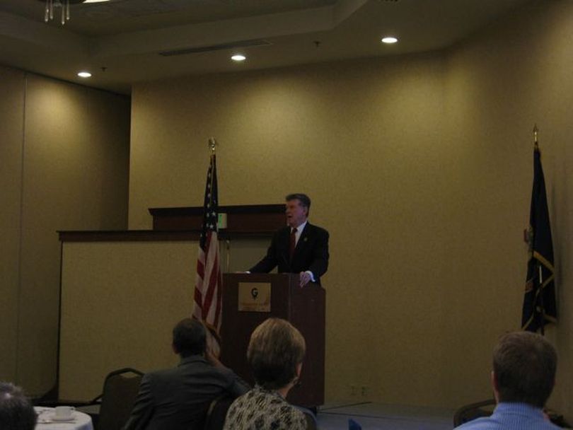 Idaho Gov. Butch Otter addresses the Idaho Chamber Alliance on Monday morning (Betsy Russell)
