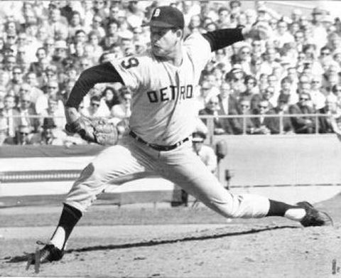 1968 World Series Game 7 Mickey Lolich Action Photo !