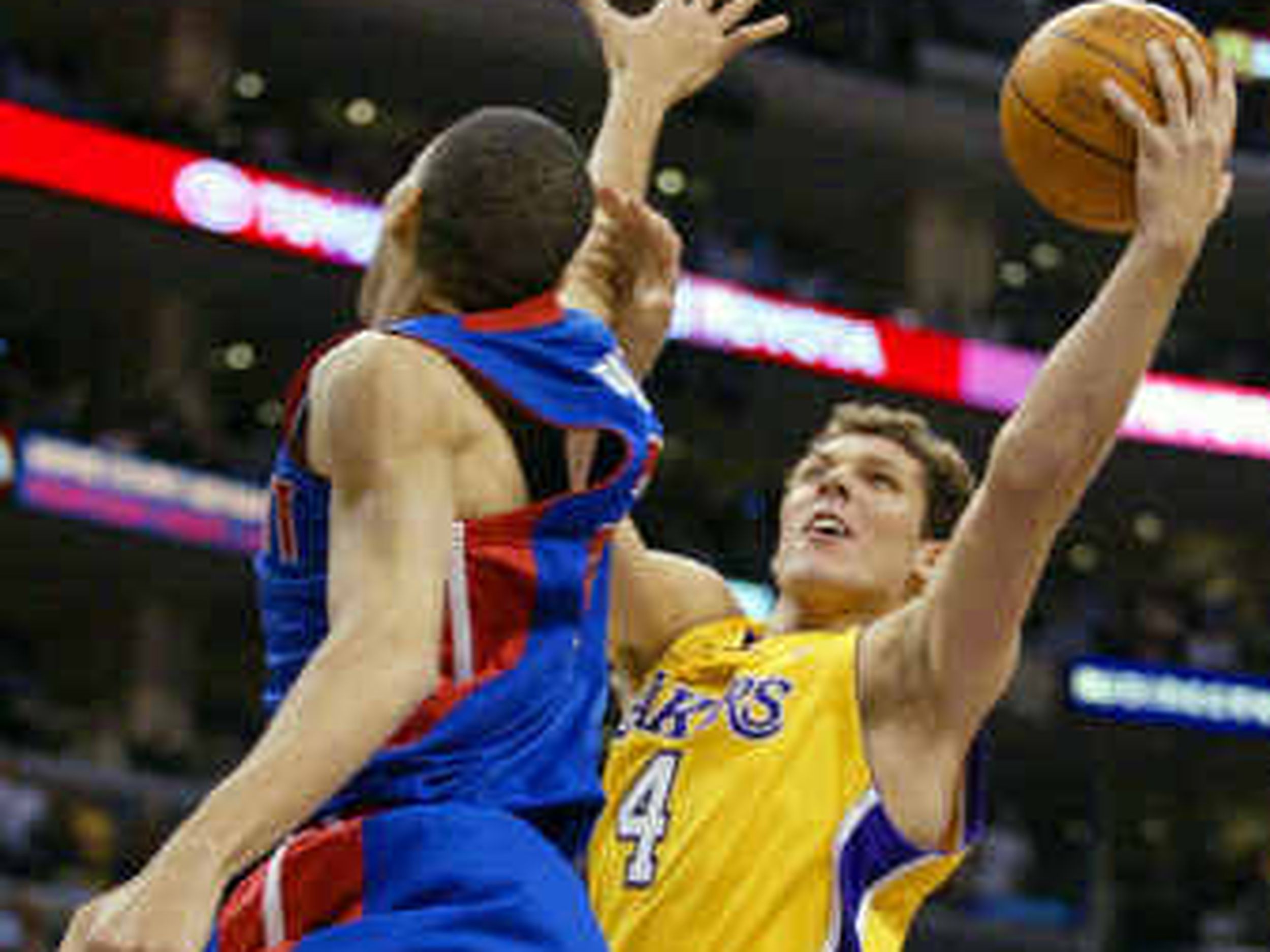 walton-plays-color-blind-the-spokesman-review