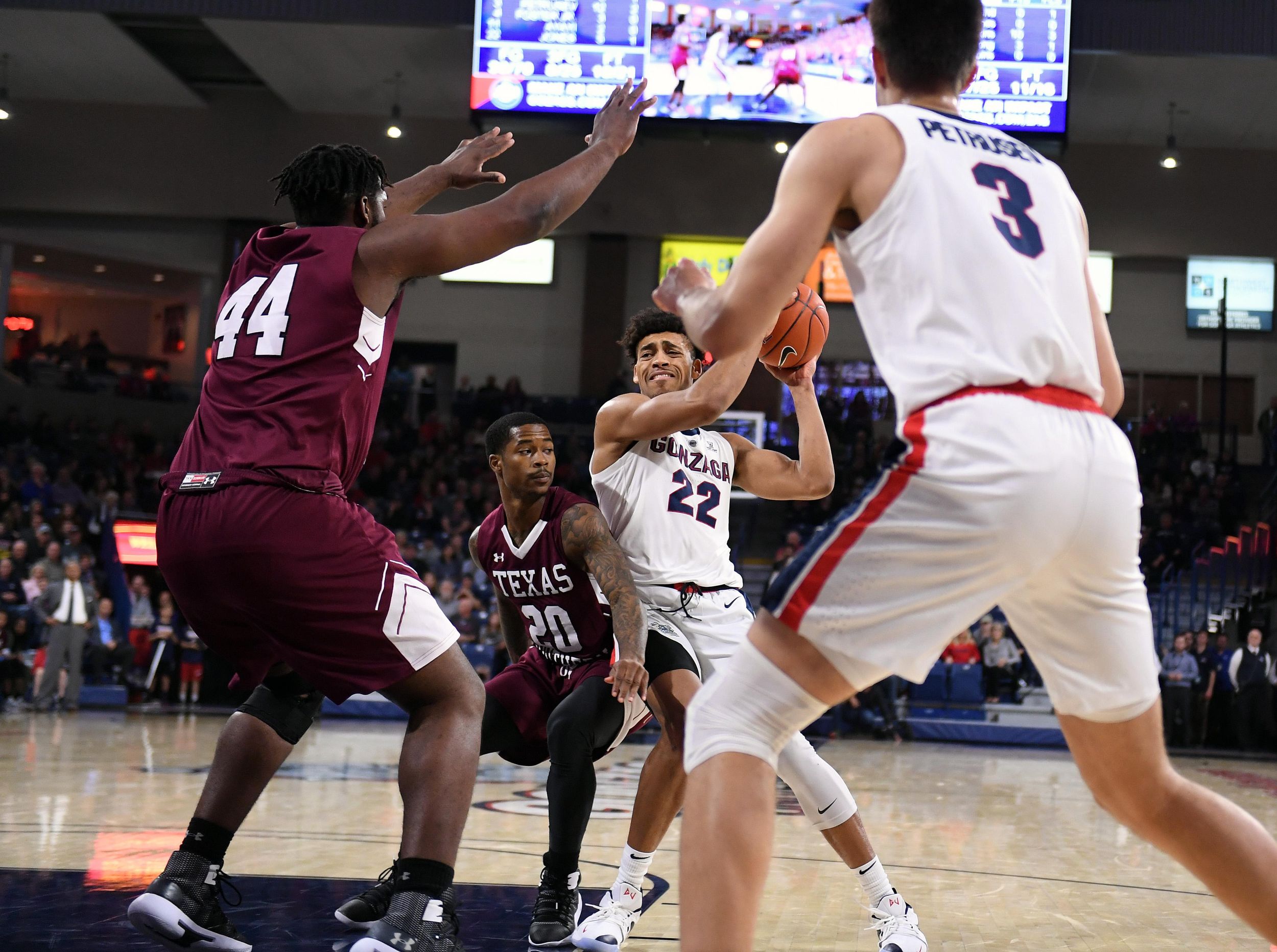 Brandon Clarke leads No. 3 Gonzaga to 104-67 victory over Texas Southern