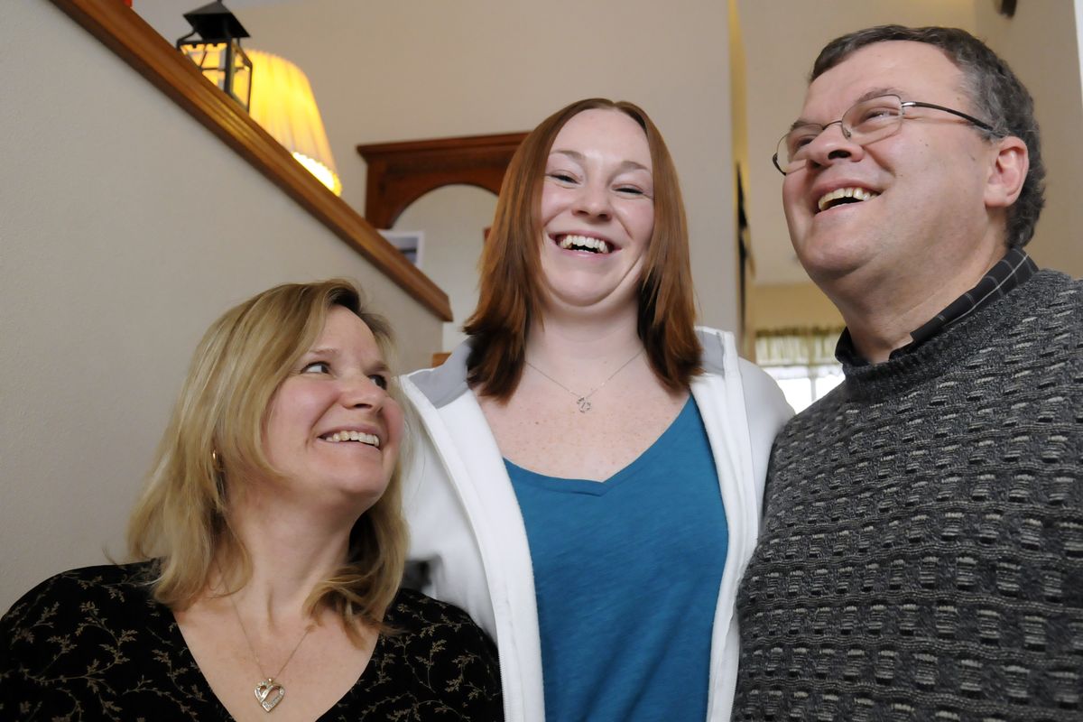 Starcia Ague, a junior at Washington State University, pleaded guilty to three felonies as a teen. Now she’s getting help from Kristi Hensley, left, and Ernie Hensley, and is on pace to graduate next year with a degree in criminal justice. (Jesse Tinsley)