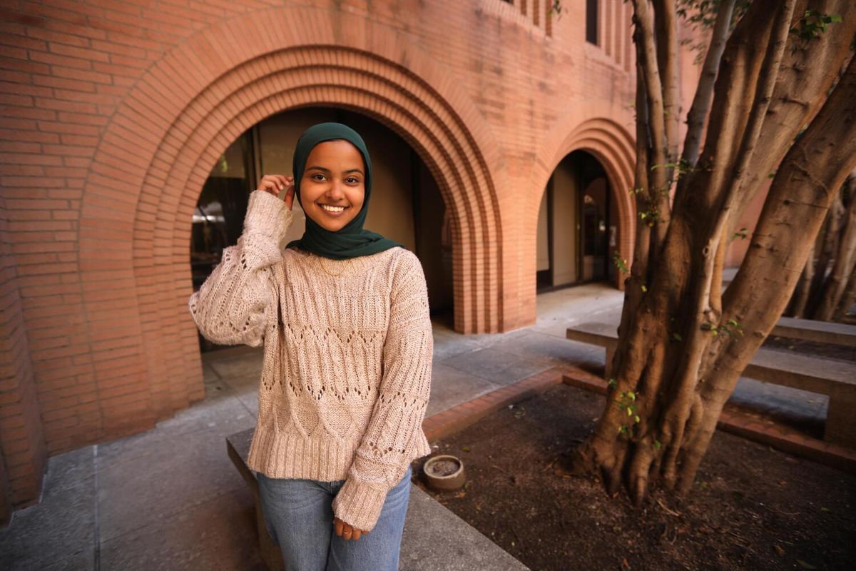  Asna Tabassum, a graduating senior at USC, was selected as valedictorian and offered a traditional slot to speak at the 2024 graduation. After on-and-off campus groups criticized the decision and the university said it received threats, it pulled her from the graduation speakers schedule. Tabassum was photographed on the USC campus on April 16, 2024.    (Genaro Molina/Los Angeles Times/TNS)