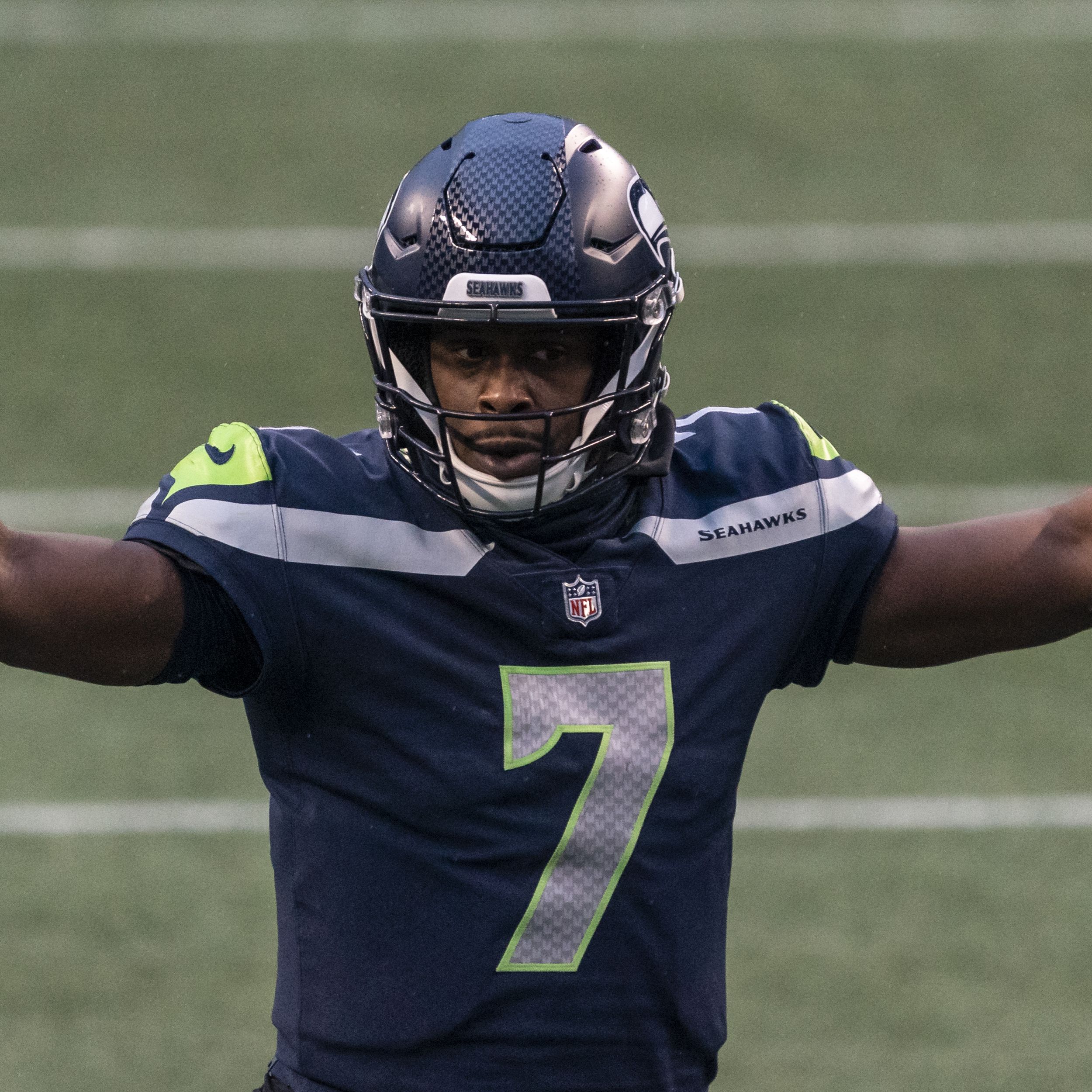 Seahawks re-sign backup QB Geno Smith, The Mighty 790 KFGO