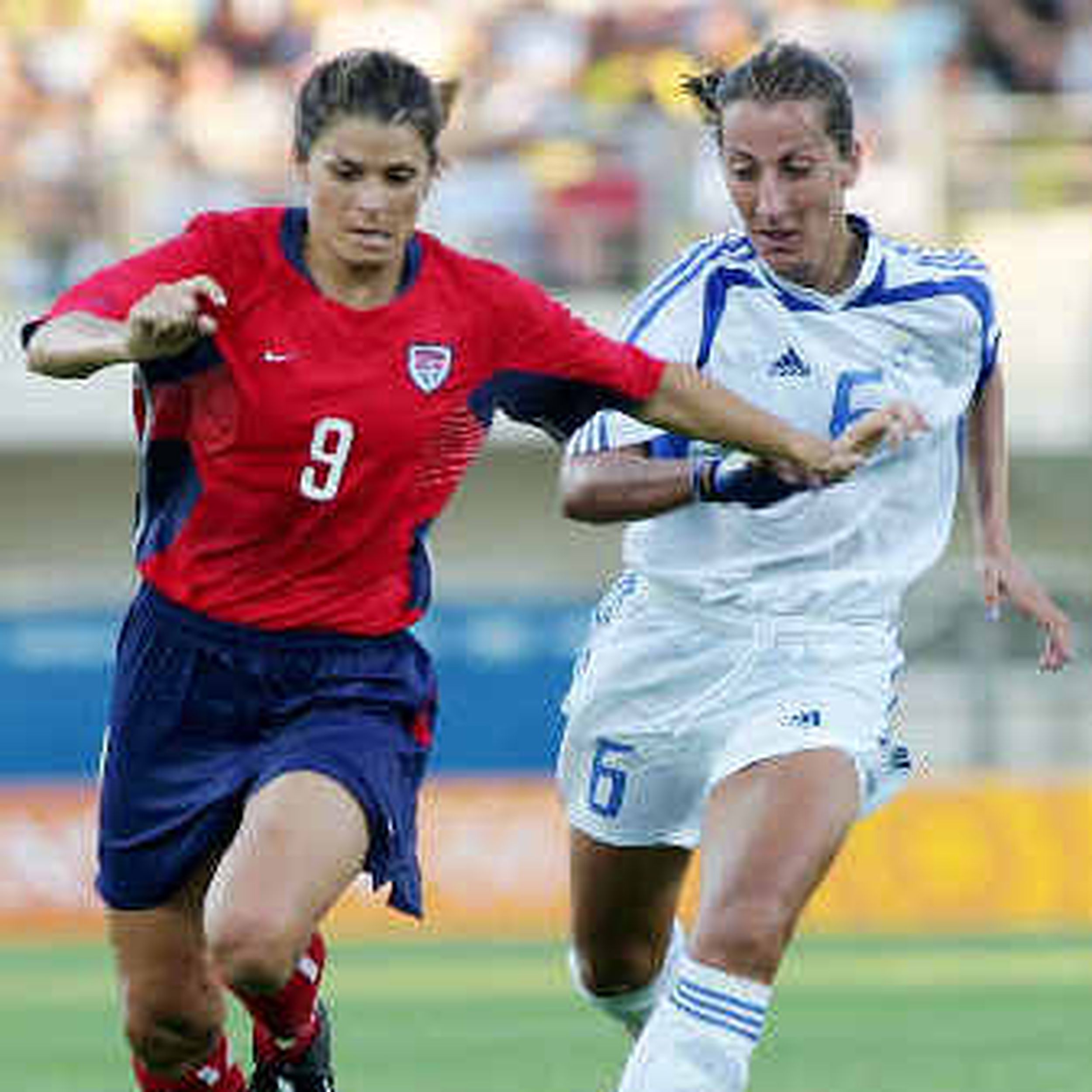 U.S. women's soccer team kicks off its Olympics with a victory