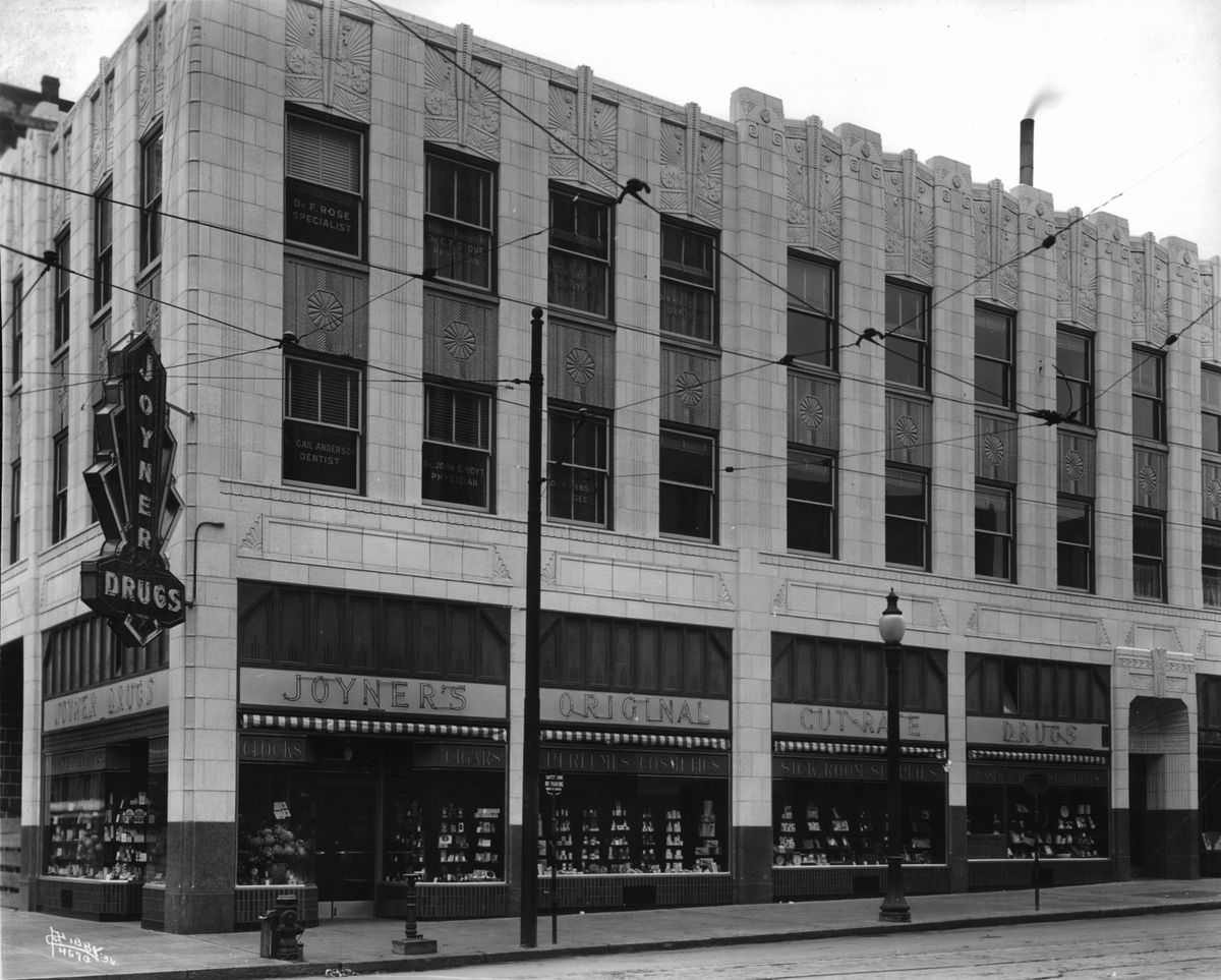 1934: The New Rookery Building was the home of the Joyner’s Original Cut-Rate Drugs when it opened in 1934, then Densow’s drugstore after 1944. Proprietors Wilbur N. Joyner, then Bert Densow, were professional pharmacists who eschewed patent medicines with dubious effectiveness. Their stores also carried cosmetics, tobacco products, photo supplies and gift items as well. Joyner had several locations around the region, as did the Densow family. The three-story building had many professional offices on upper floors. The drugstore closed in 1963.  (Spokesman-Review photo archives)