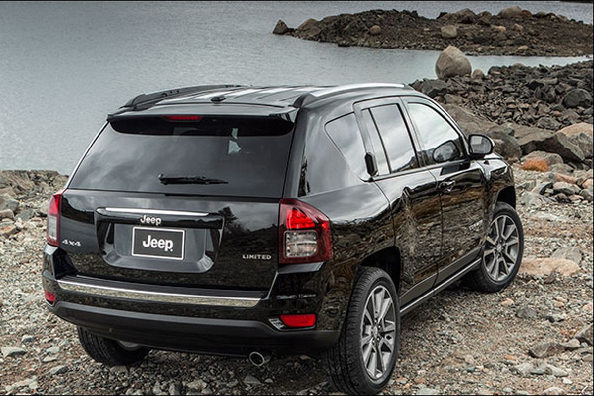 Compass is available in three trims and three drivetrain configurations. Besides the standard front-wheel-drive, there are two AWD packages, Freedom Drive I and Freedom Drive II. (Jeep)