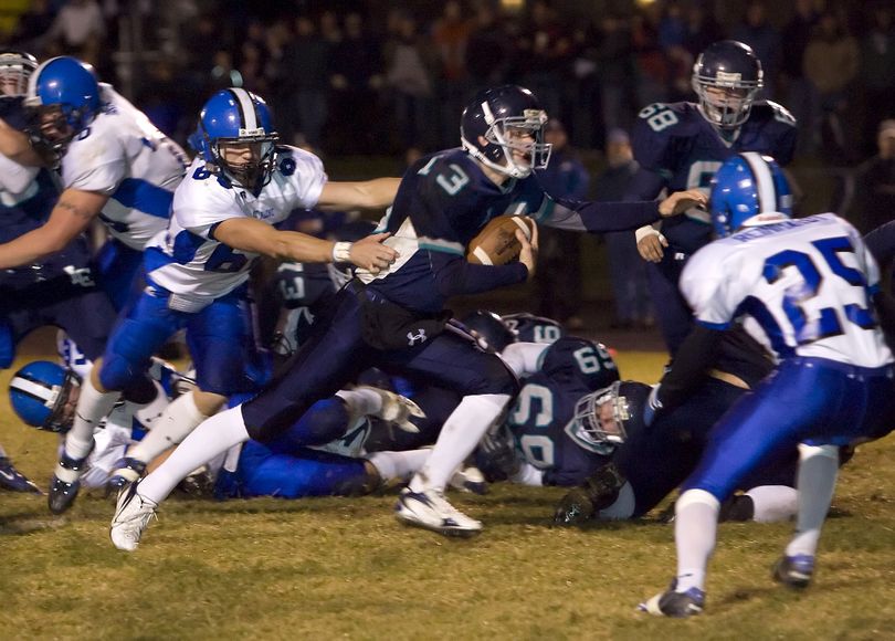 Lake City’s Mark Smyly scores the game’s first touchdown in the first quarter. Special to  (BRUCE TWITCHELL Special to / The Spokesman-Review)