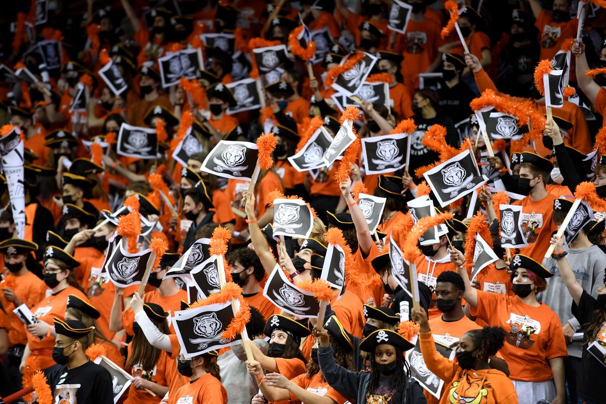 Rubber Chicken spirit game Lewis and Clark vs. Ferris Feb. 7, 2022