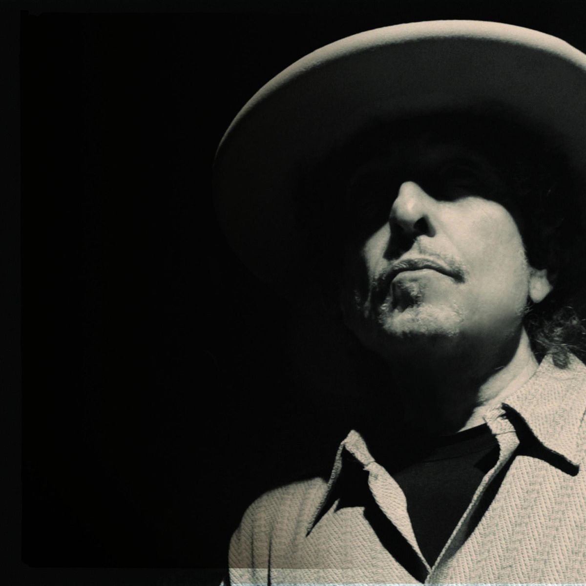 Bob Dylan's 39th new album is titled "Rough and Rowdy Ways." 