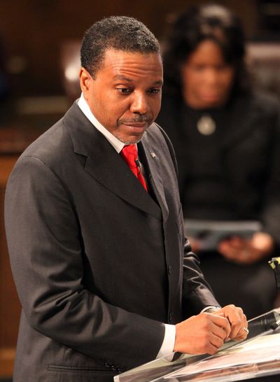 Megachurch pastor Creflo Dollar speaks at a funeral service at his College Park, Ga., church in 2007. (Associated Press)