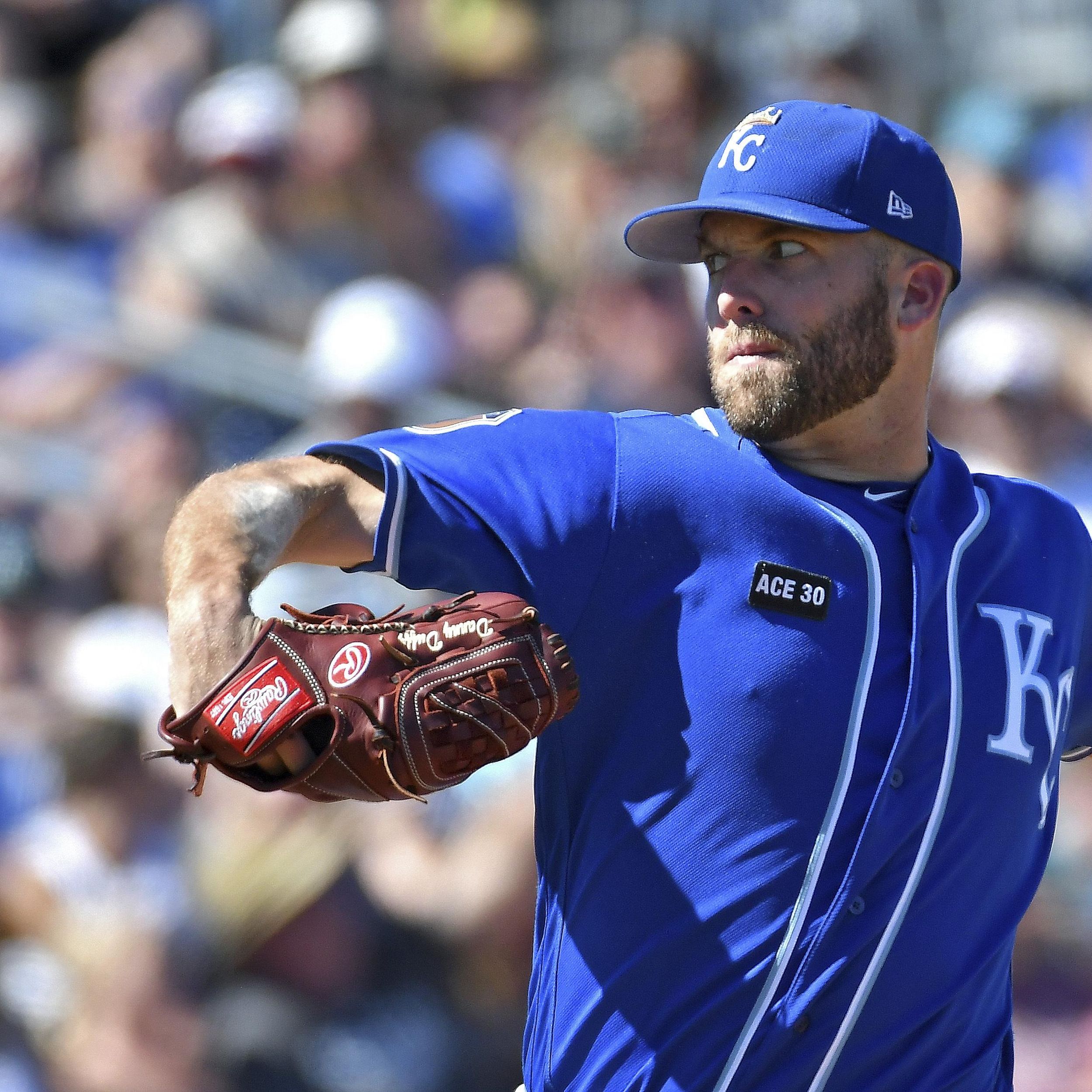 Venezuela's Salvador Perez injured by Royals backup Drew Butera during WBC  win