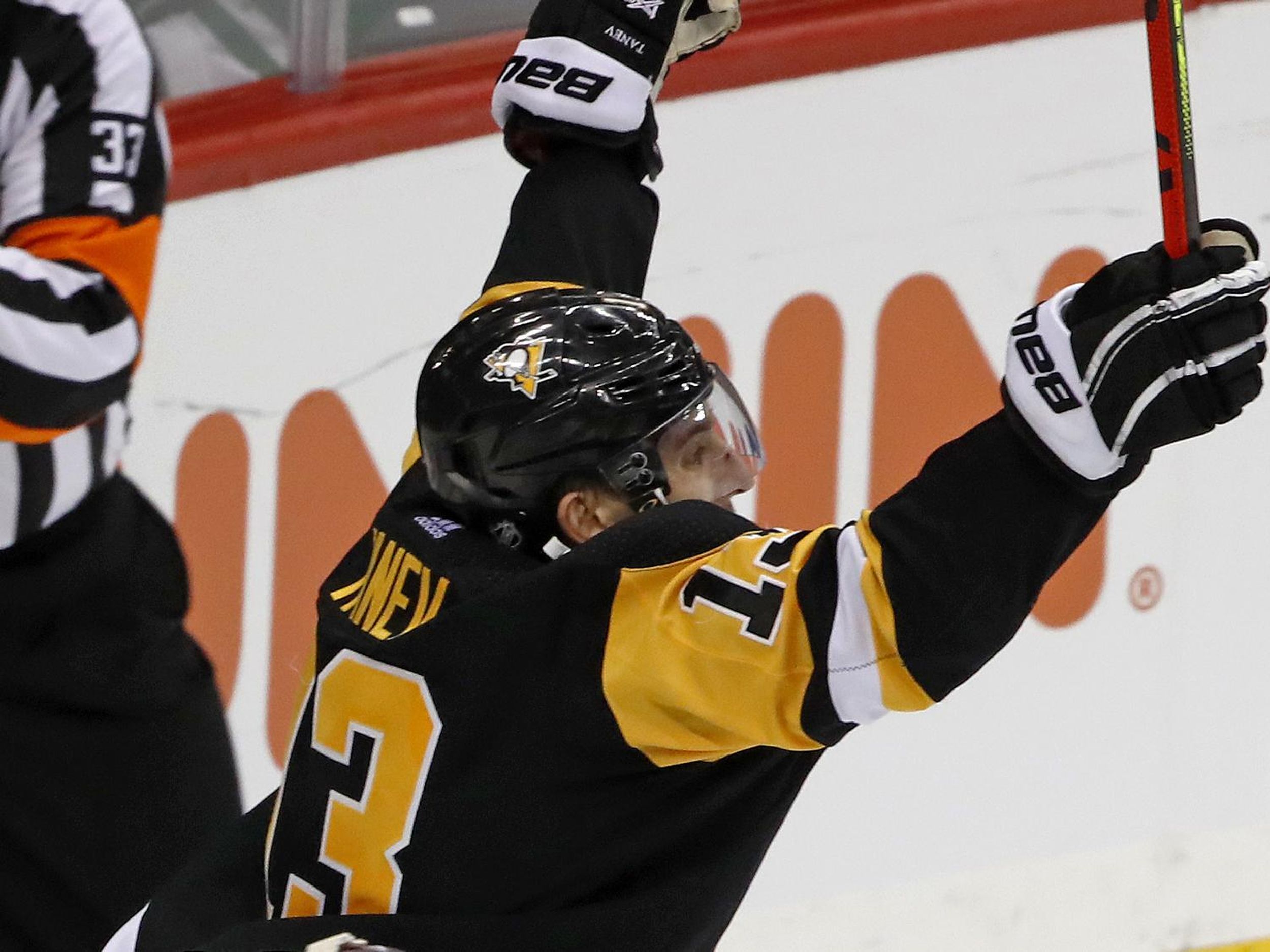 PENGUINS HANDED FIRST OVERTIME LOSS BY BEARS, 3-2