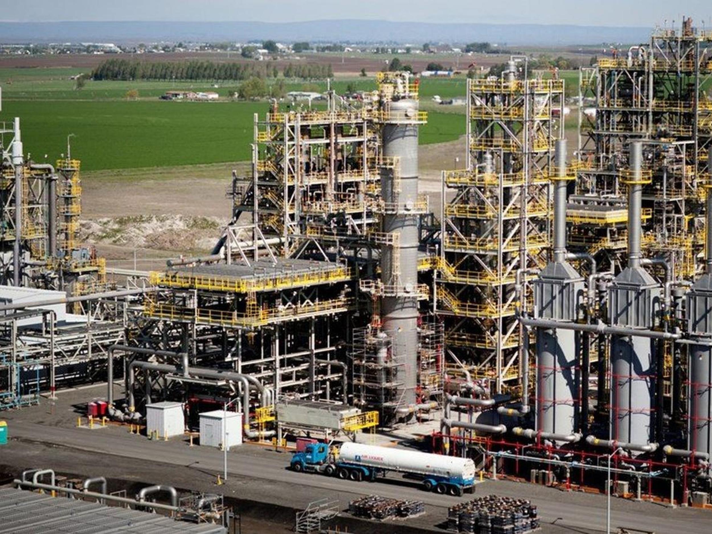 Moses Lake's high-tech plant is collateral damage in U.S.-China trade war |  The Spokesman-Review