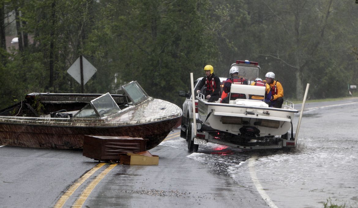 Hurricane Irene arrives - A picture story at The Spokesman-Review