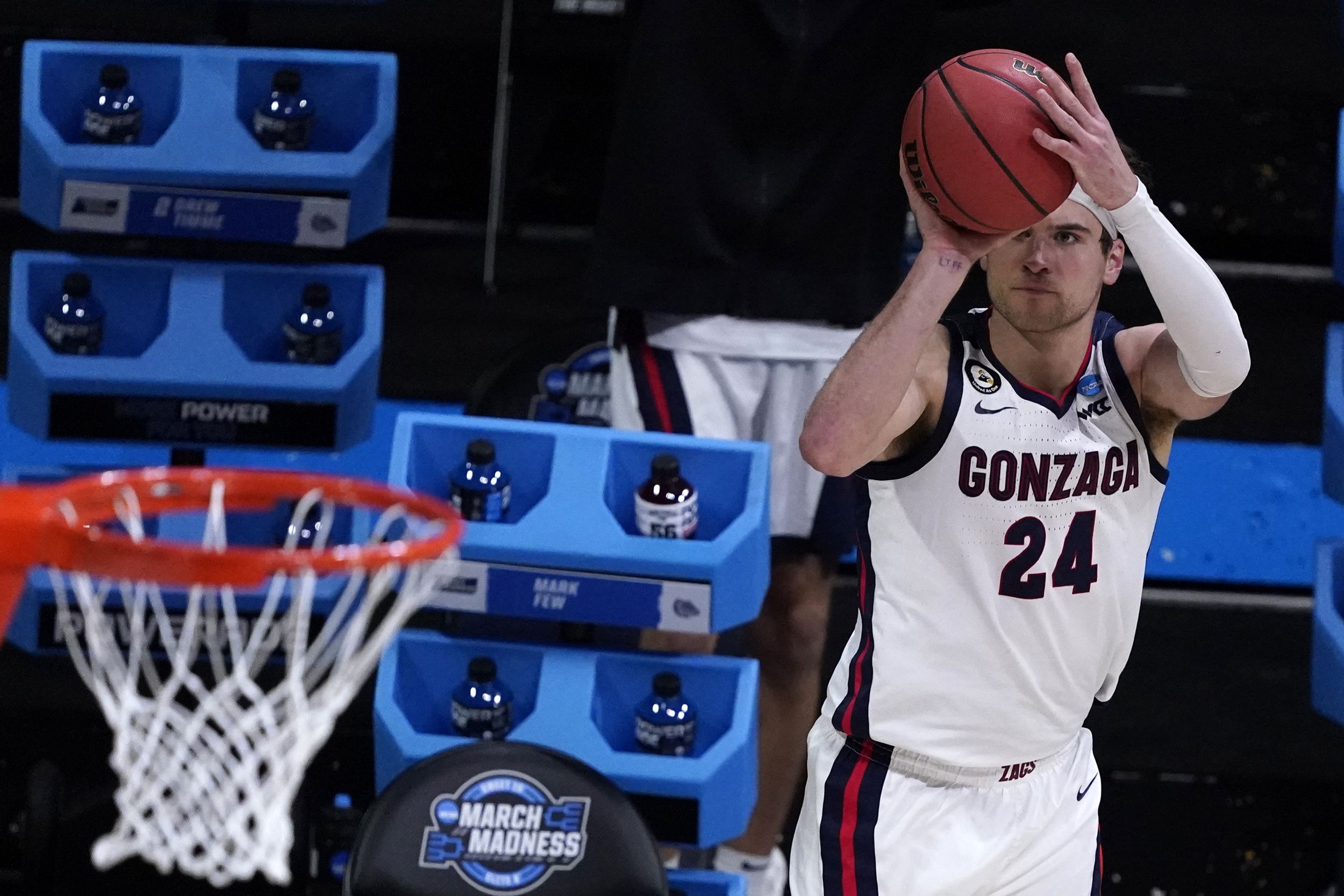 March Madness history: Jimmer's 34 points vs Gonzaga is a forever memorable  moment - Vanquish The Foe