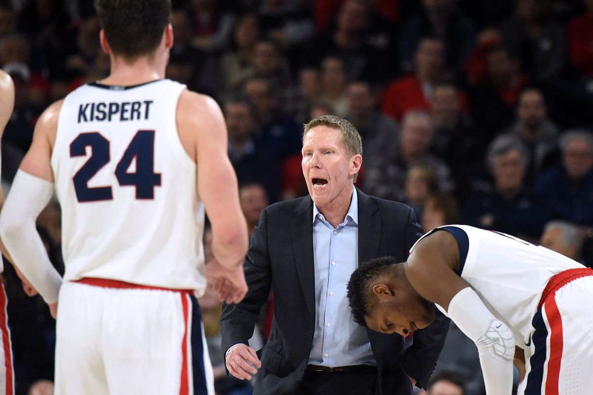 Gonzaga head coach Mark Few gives out instructions during a timeout against San Francisco on Feb. 20.  (By  Colin Mulvany / The Spokesman-Review)