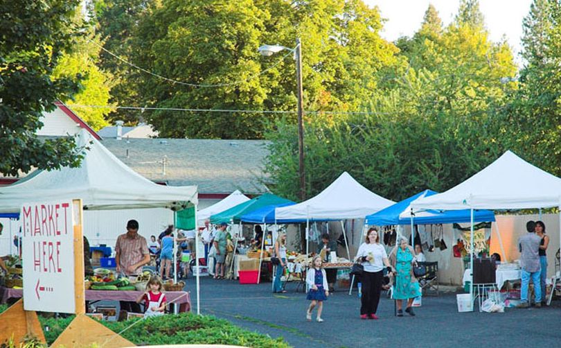 The South Perry Farmers Market is searching for a new home for next season due to a state law requiring churches to pay property taxes for commercial ventures on church property. (Aaron Mallo / Special to Down To EarthNW)