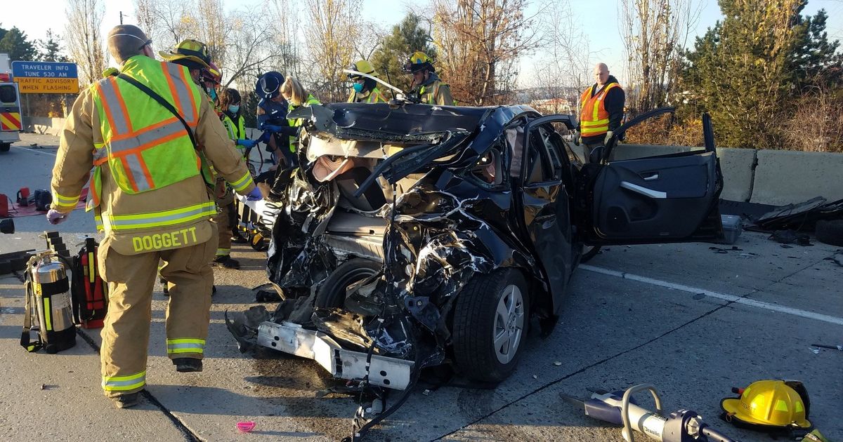 Teen Driver Sustains 'minor Injuries' After Hitting I-90 Barrier, Semi ...