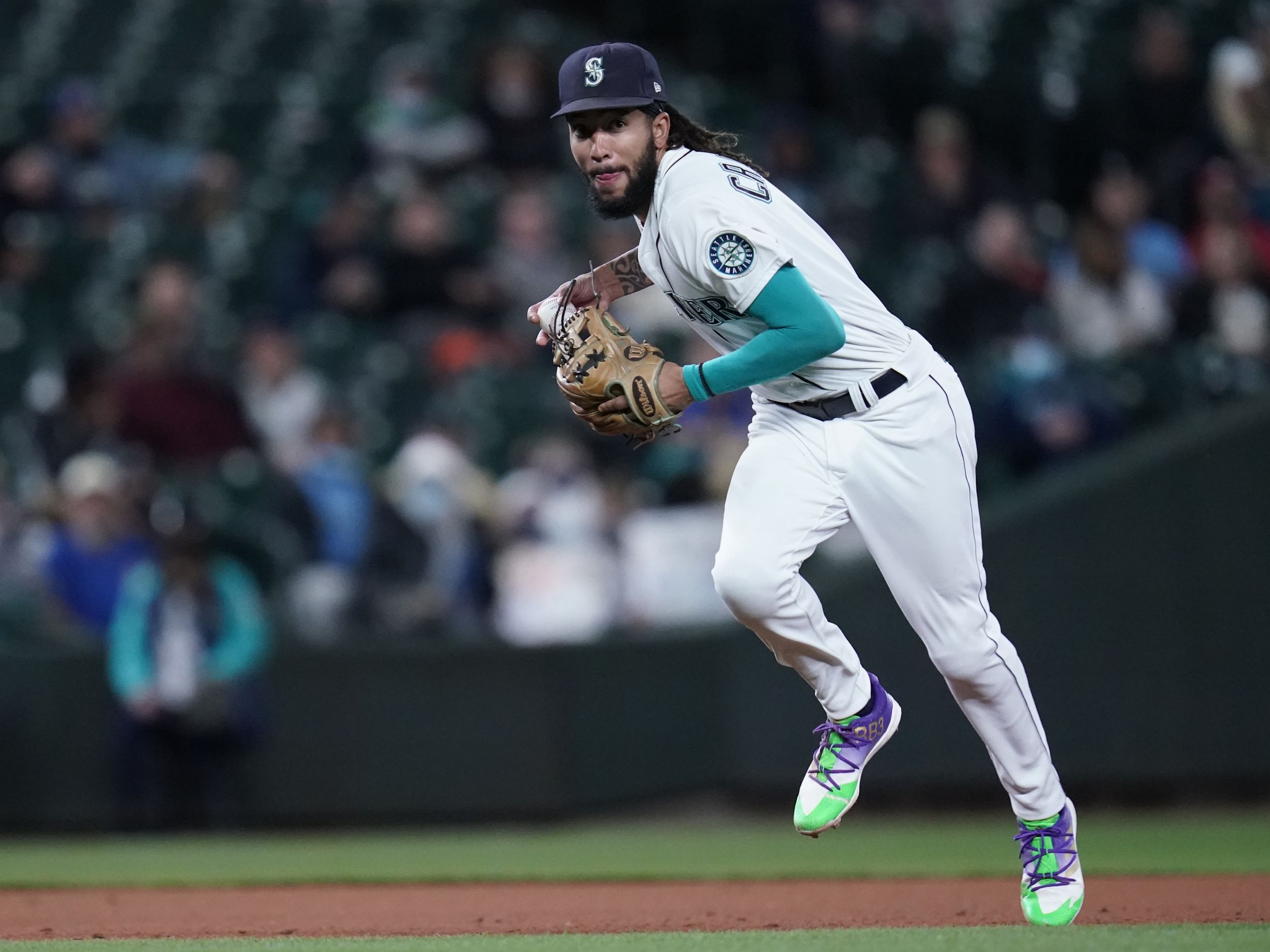 J.P. Crawford's grand slam leads Mariners to 8-0 win over Rangers -  Victoria Times Colonist
