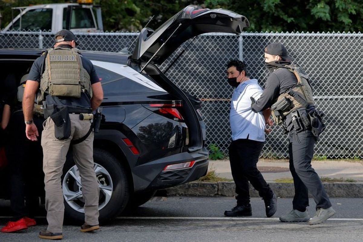 ICE tactics inflame tensions in New York, Chicago and other cities