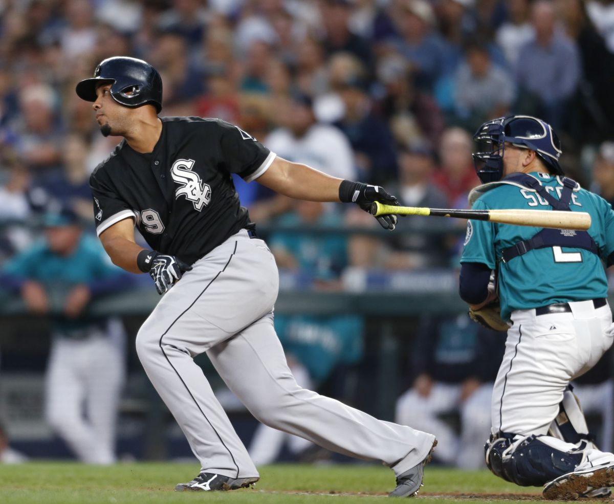 Chicago’s Jose Abreu lashes an RBI double in the fourth inning. (Associated Press)