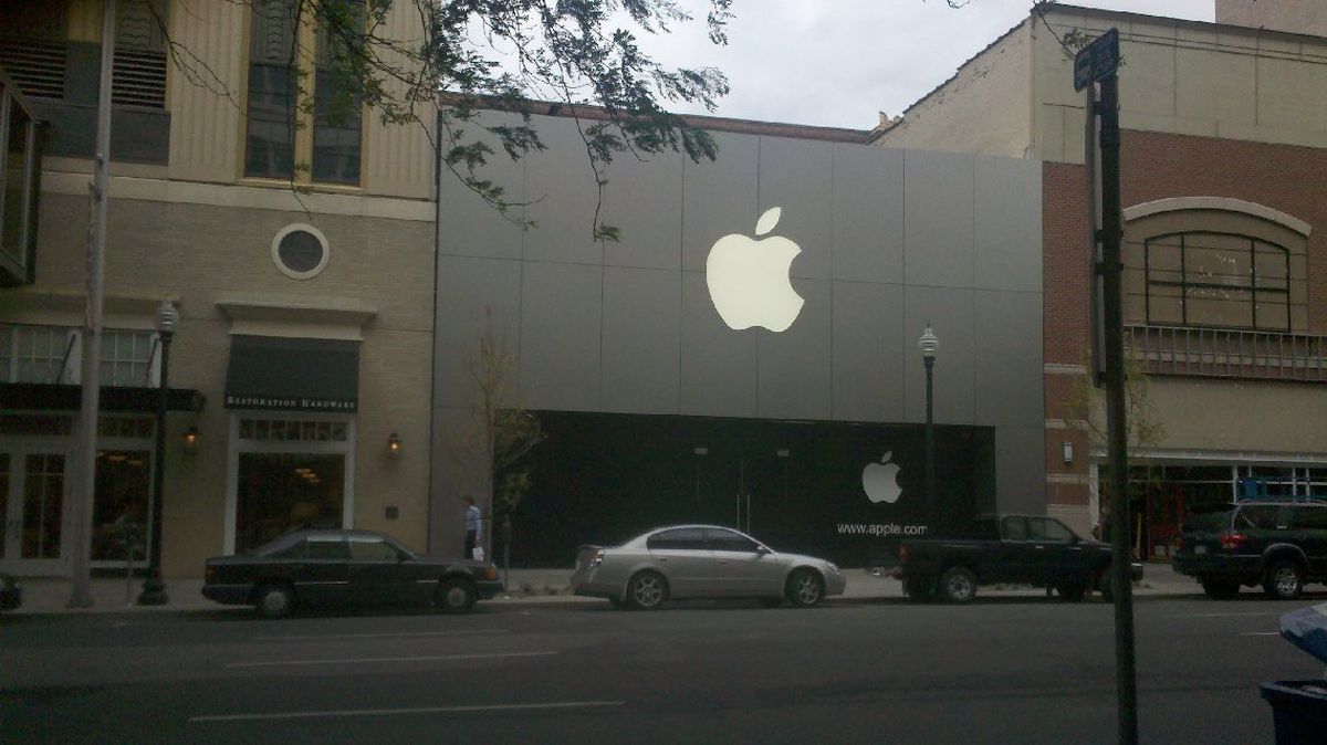 Spokane Apple store to open doors on Saturday The SpokesmanReview