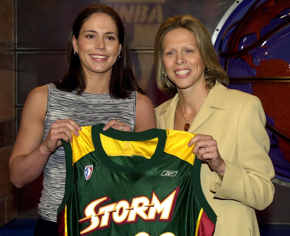 Connecticut’s Sue Bird, left, was chosen as the No. 1 pick in the WNBA draft by the Seattle Storm in 2002. (BILL KOSTROUN / ASSOCIATED PRESS)