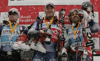 
Bode Miller, center, and teammates Daron Rahlves, left, and Erik Schlopy give the U.S. Ski Team a healthy dose of confidence heading into Turin.  
 (Associated Press / The Spokesman-Review)