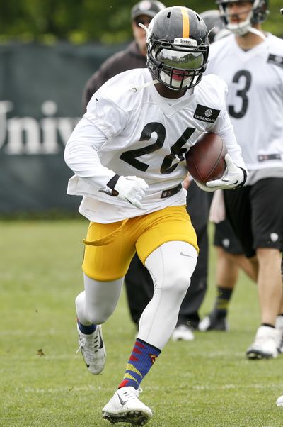 Running back Le'Veon Bell will miss first two games in 2015. (Associated Press)