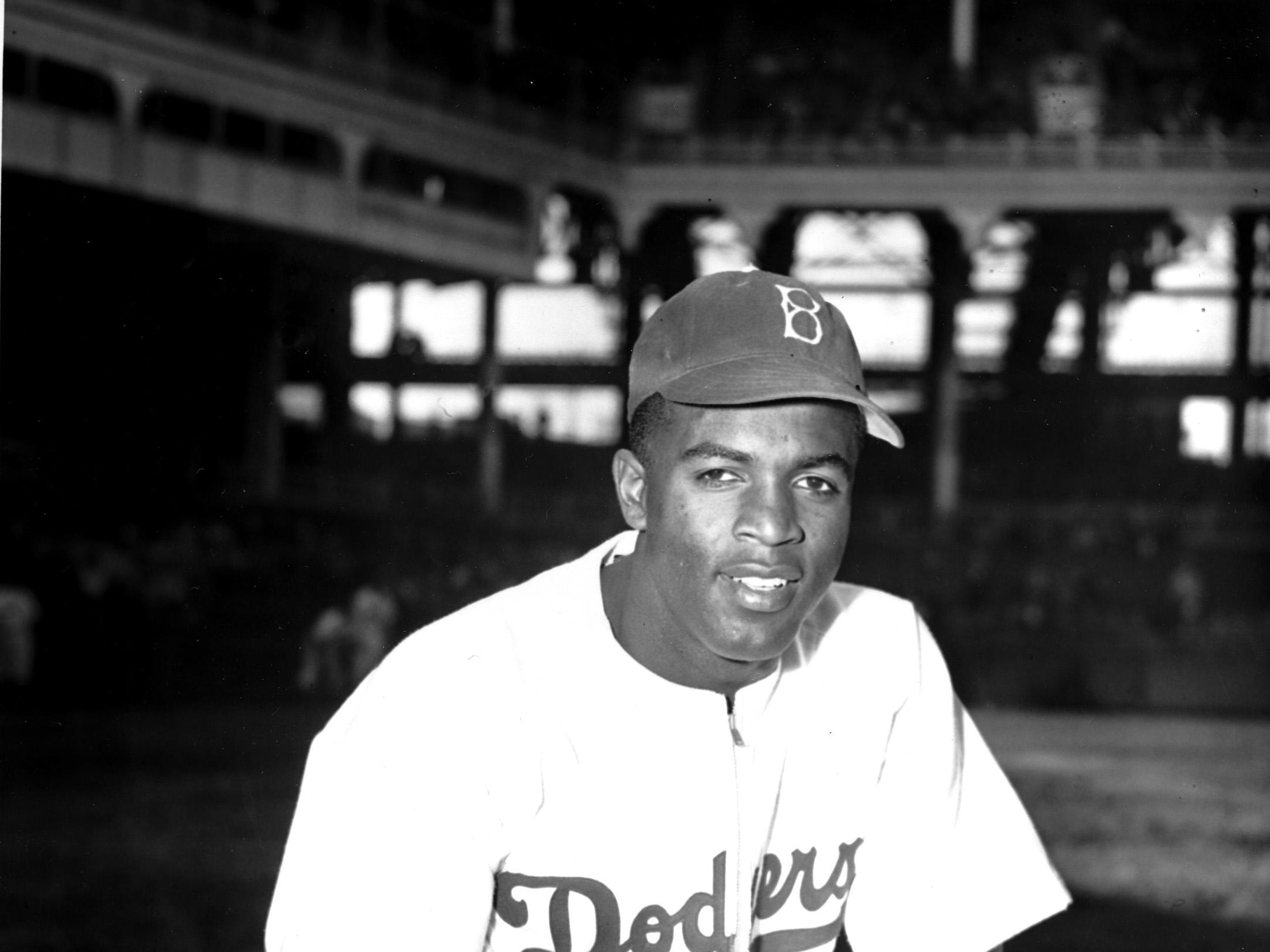 Did Jackie Robinson-Pee Wee Reese embrace happen? Ken Burns doc