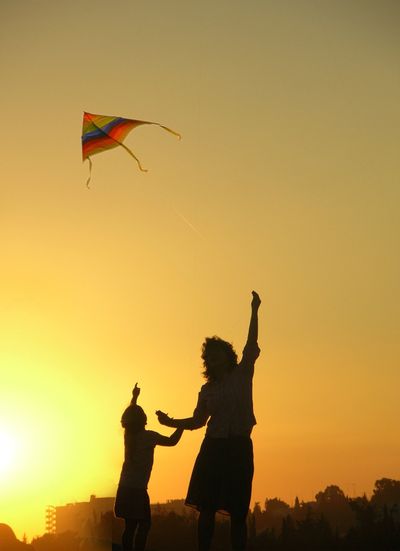 Make a learning opportunity out of kite flying by looking into the science behind why kites can fly.  (Pixabay)