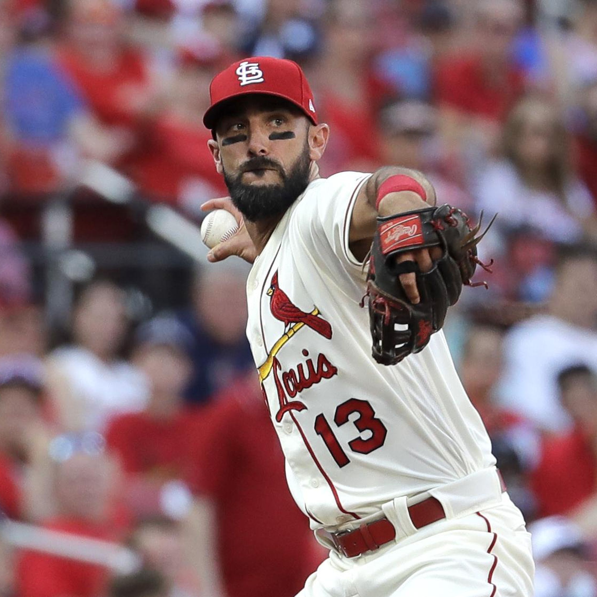 Matt Carpenter returns Yadier Molina injured