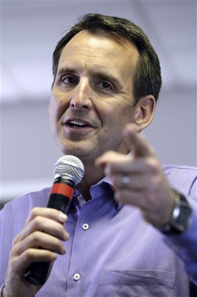 Republican presidential candidate former Minnesota Gov. Tim Pawlenty speaks during a town hall meeting at his campaign headquarters in Urbandale, Iowa, on Thursday. (Associated Press)