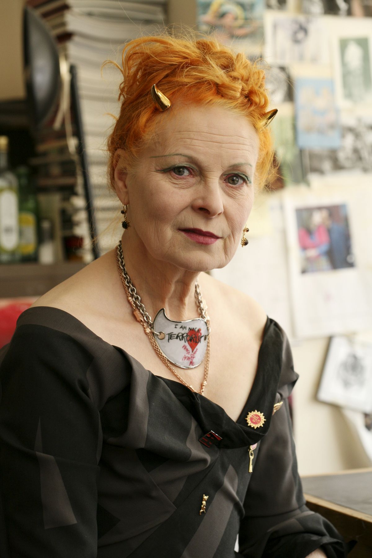 Vivienne Westwood, 81, Dies; Brought Provocative Punk Style to High ...