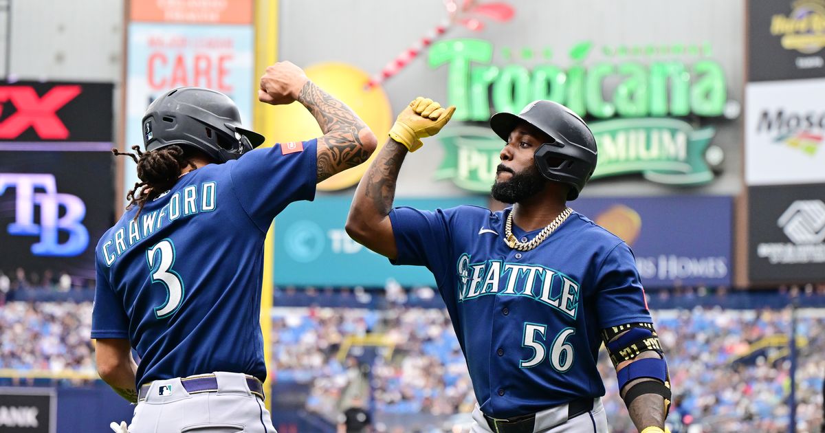Mariners snap skid, enter All-Star break on high note