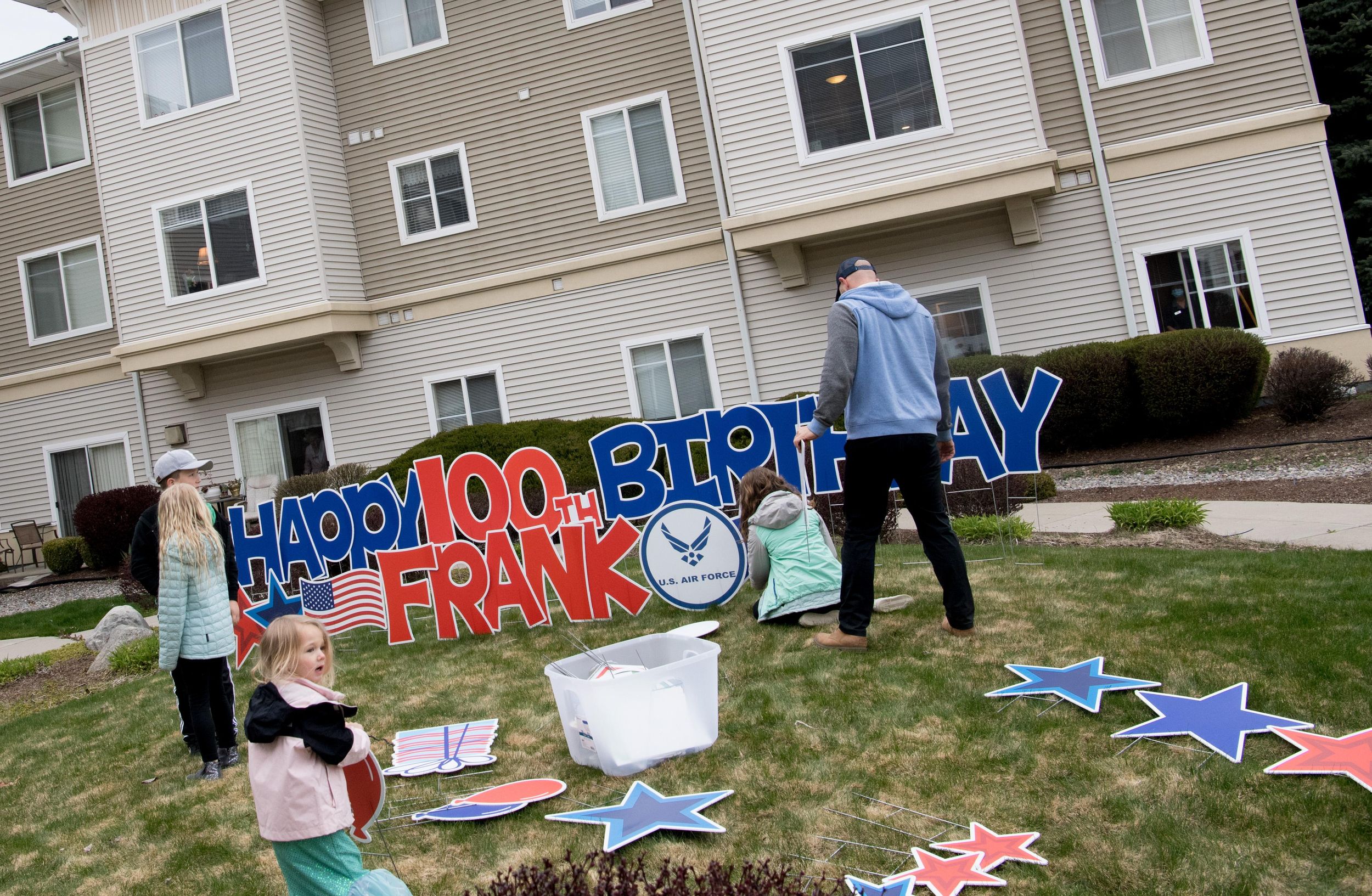 Card My Yard celebrates Frank Hager's 100th birthday April 14, 2020
